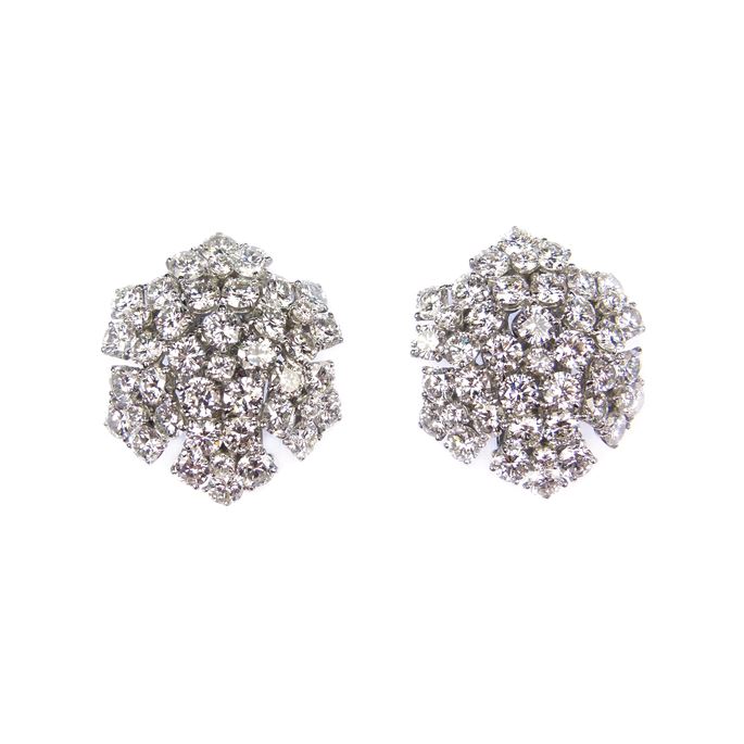 Pair of diamond snowflake cluster earrings | MasterArt